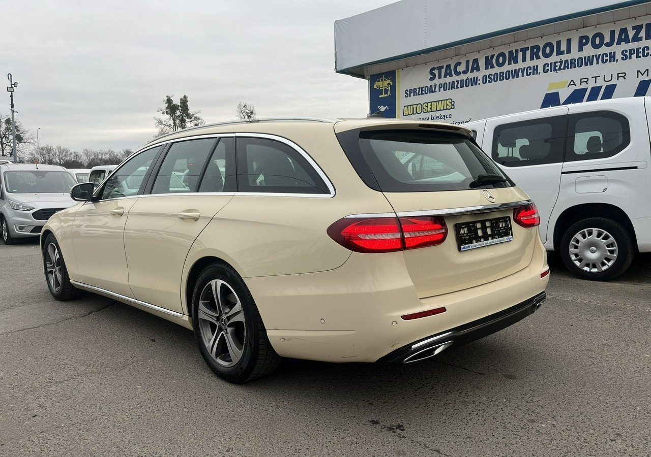 Mercedes-Benz Klasa E E220d T 9G-tronic 197KM Navi FullLed Kamera Asystent Model 2020 FV 2 - Auto: pilt 3 Mercedes-Benz Klasa E E220d T 9G-tronic 197KM Navi FullLed Kamera Asystent Model 2020 FV 2 - Auto: pilt 3