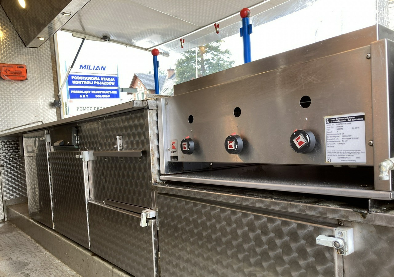 Mercedes-Benz Sprinter Autosklep Grill kurczak Gastronomiczny Food Truck Foodtruck sklep 20 - Toiduauto: pilt 5 Mercedes-Benz Sprinter Autosklep Grill kurczak Gastronomiczny Food Truck Foodtruck sklep 20 - Toiduauto: pilt 5