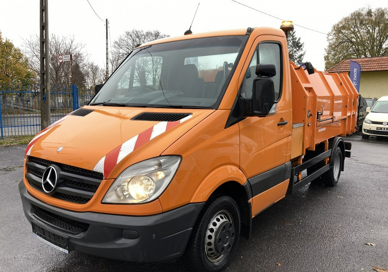 Mercedes-Benz Sprinter Sprinter 513 Śmieciarka Prasa 2010 - Prügiauto: pilt 2 Mercedes-Benz Sprinter Sprinter 513 Śmieciarka Prasa 2010 - Prügiauto: pilt 2