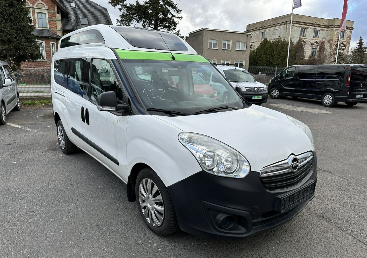 Opel Combo III 2.0CDTI Maxi Panorama Klima Kamera Webasto 2016 - Auto: pilt 2 Opel Combo III 2.0CDTI Maxi Panorama Klima Kamera Webasto 2016 - Auto: pilt 2