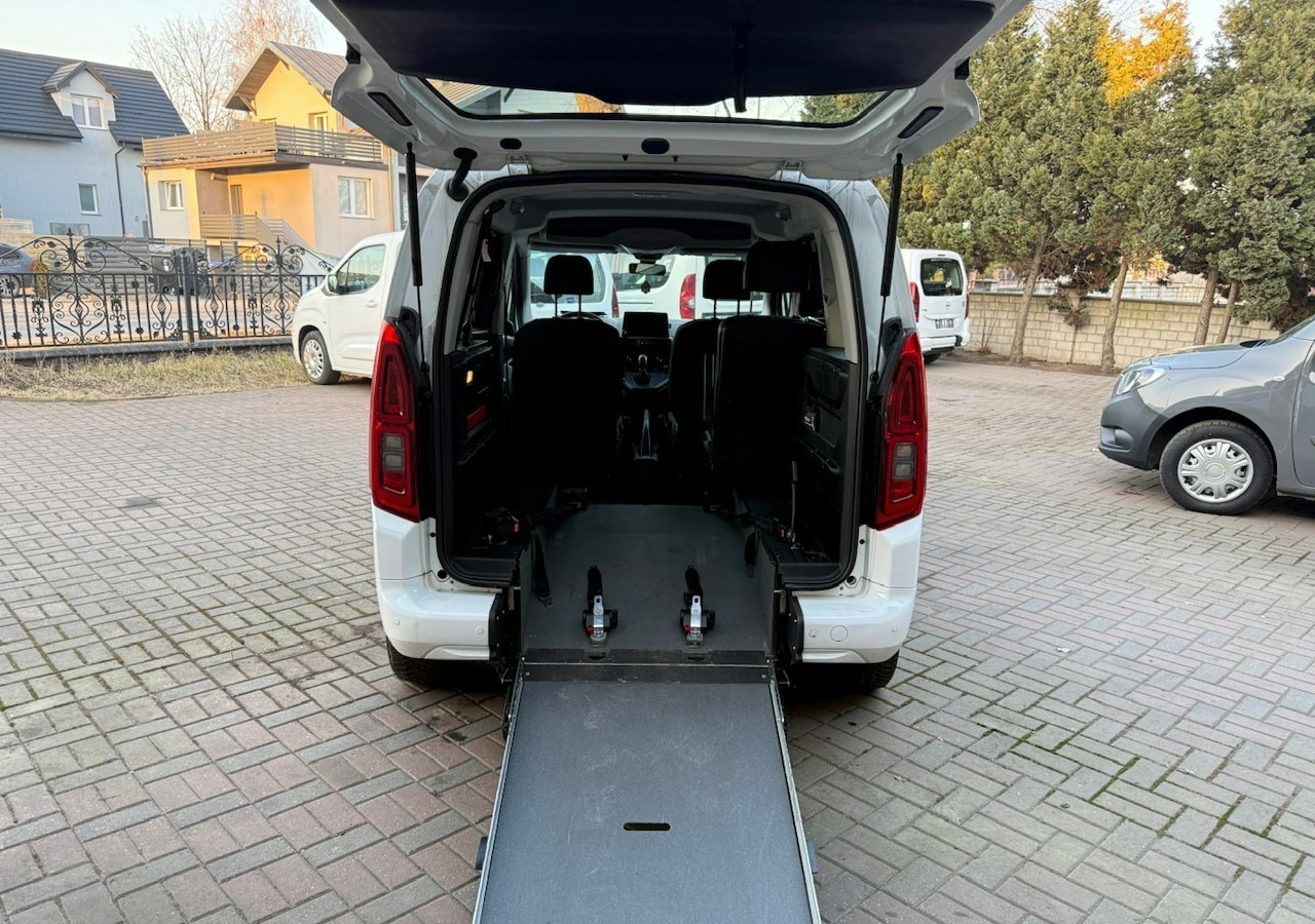 Opel Combo IV Combo Life Combo do przewozu Niepełnosprawnych inwalida rampa Model 2021 - Auto: pilt 2 Opel Combo IV Combo Life Combo do przewozu Niepełnosprawnych inwalida rampa Model 2021 - Auto: pilt 2