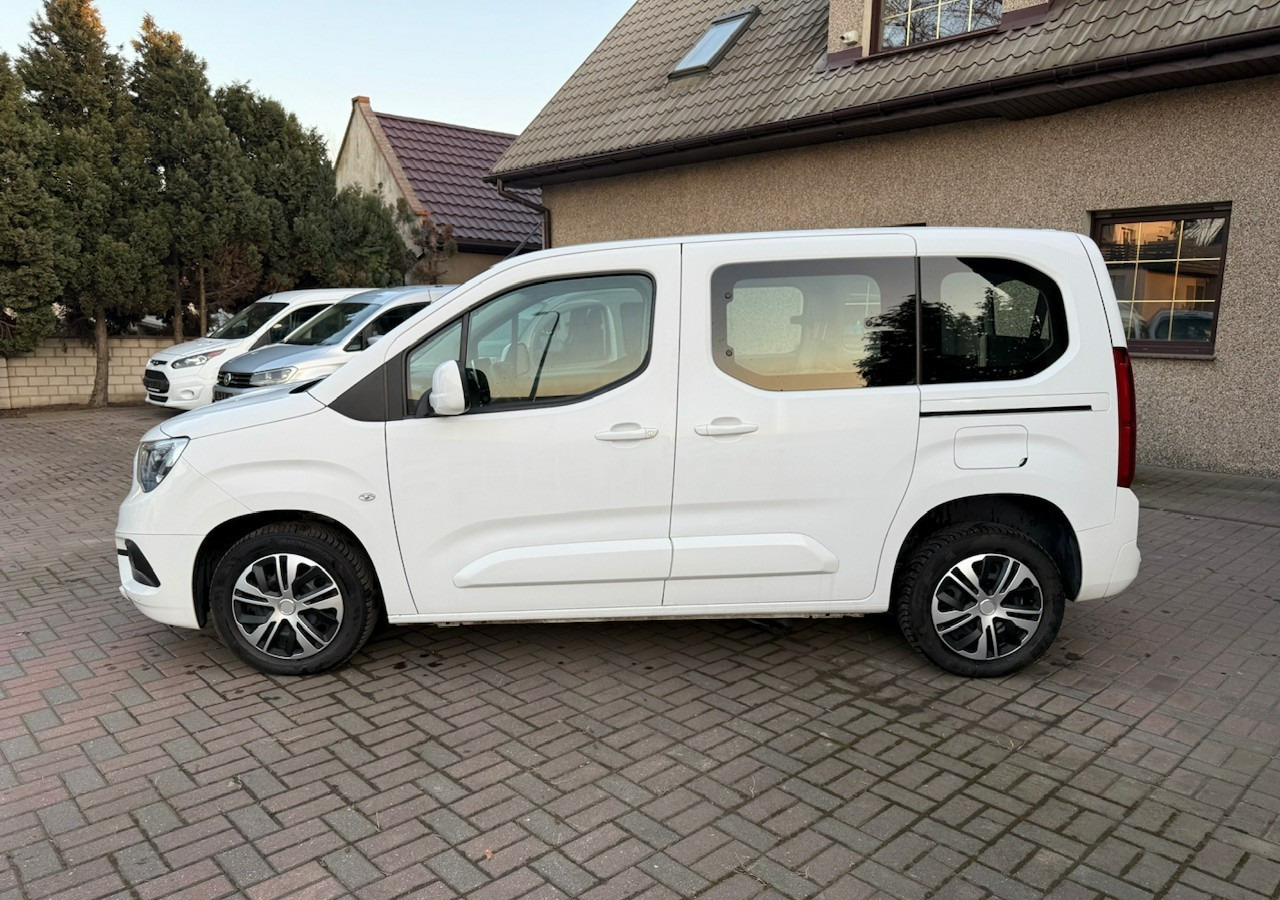 Opel Combo IV Combo Life Combo do przewozu Niepełnosprawnych inwalida rampa Model 2021 - Auto: pilt 4 Opel Combo IV Combo Life Combo do przewozu Niepełnosprawnych inwalida rampa Model 2021 - Auto: pilt 4