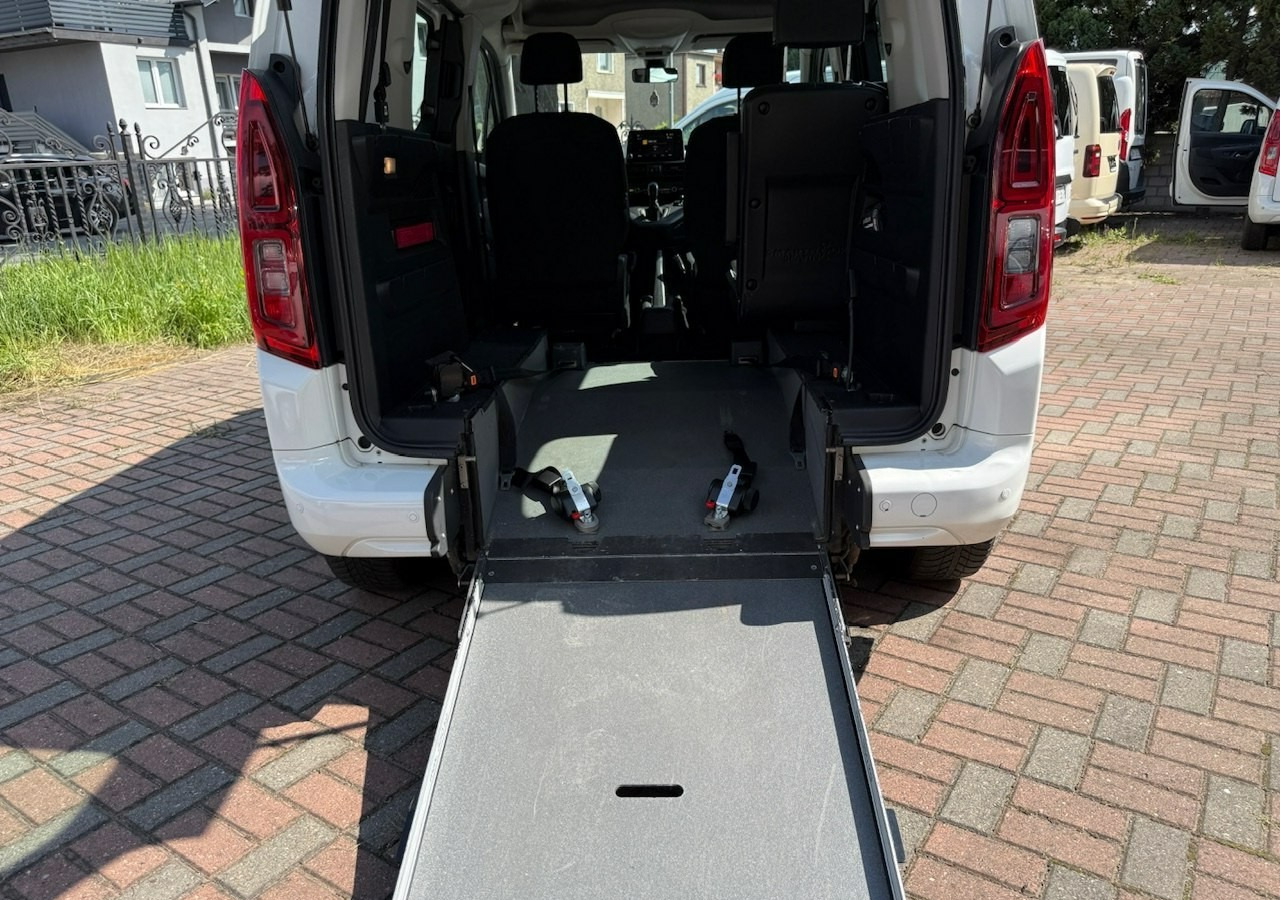 Opel Combo IV Combo Life Combo do przewozu Niepełnosprawnych inwalida rampa Model 2021 - Auto: pilt 5 Opel Combo IV Combo Life Combo do przewozu Niepełnosprawnych inwalida rampa Model 2021 - Auto: pilt 5