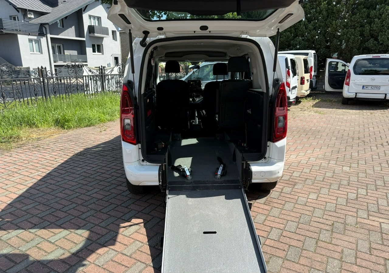 Opel Combo IV Combo Life Combo do przewozu Niepełnosprawnych inwalida rampa Model 2021 - Auto: pilt 2 Opel Combo IV Combo Life Combo do przewozu Niepełnosprawnych inwalida rampa Model 2021 - Auto: pilt 2