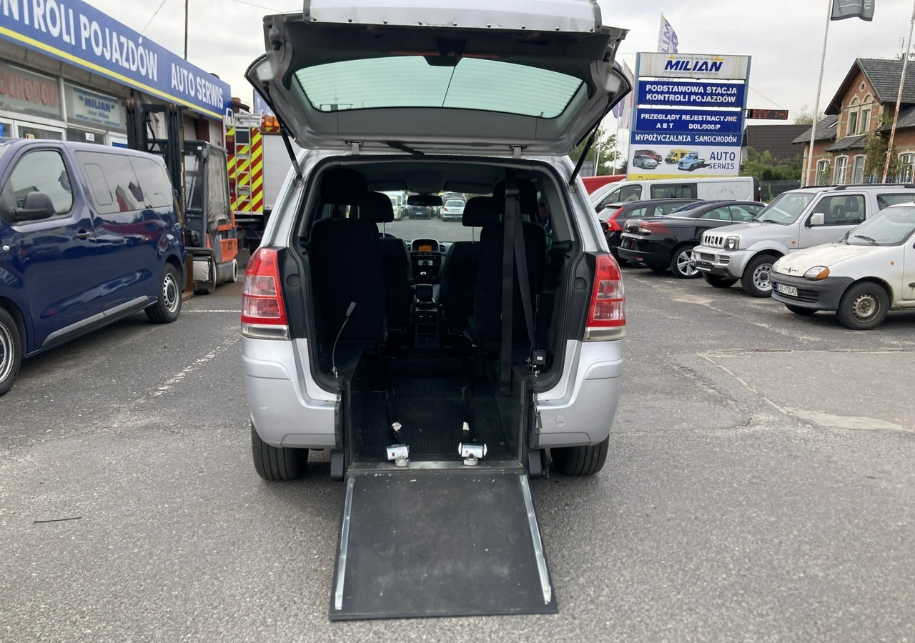 Opel Zafira B Opel Zafira do przewozu Niepełnosprawnych inwalida rampa - Auto: pilt 2 Opel Zafira B Opel Zafira do przewozu Niepełnosprawnych inwalida rampa - Auto: pilt 2