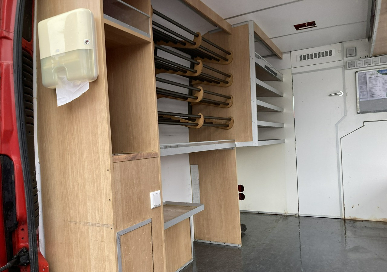 Toiduauto Peugeot Boxer Autosklep pieczywa Gastronomiczny Food Truck Foodtruck sklep 2018: pilt 6 Toiduauto Peugeot Boxer Autosklep pieczywa Gastronomiczny Food Truck Foodtruck sklep 2018: pilt 6