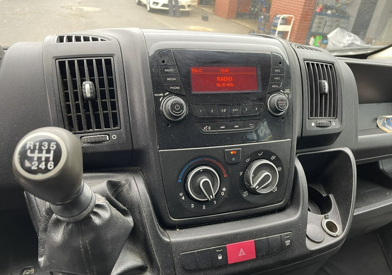 Peugeot Boxer Peugeot Boxer 2.0-130KM klima dokka Brygadówka doka 122tkm 2018 - Madelauto, Meeskonnaauto: pilt 3 Peugeot Boxer Peugeot Boxer 2.0-130KM klima dokka Brygadówka doka 122tkm 2018 - Madelauto, Meeskonnaauto: pilt 3