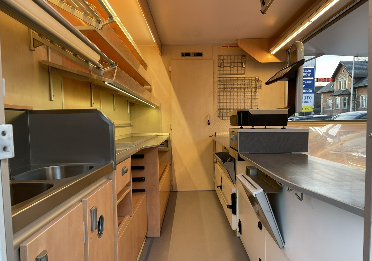 Renault Master Autosklep Wędlin Gastronomiczny Food Truck Foodtruck sklep BORCO 201 - Toiduauto: pilt 2 Renault Master Autosklep Wędlin Gastronomiczny Food Truck Foodtruck sklep BORCO 201 - Toiduauto: pilt 2