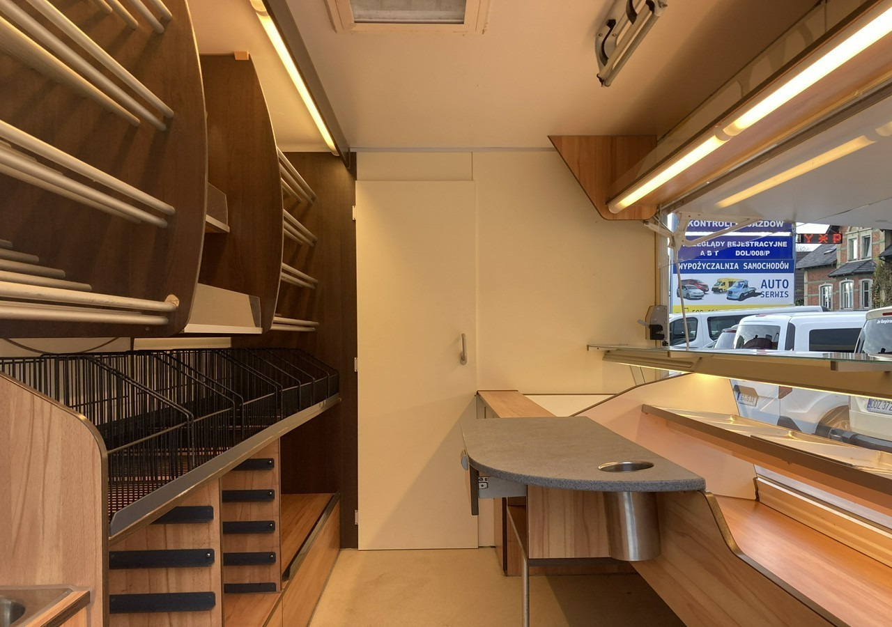 Renault Master Autosklep pie sklep Bar Gastronomiczny Food Truck Foodtruck Borco 20 - Toiduauto: pilt 2 Renault Master Autosklep pie sklep Bar Gastronomiczny Food Truck Foodtruck Borco 20 - Toiduauto: pilt 2