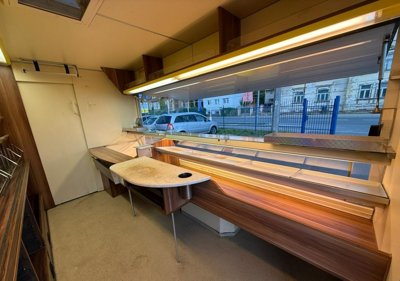 Renault Master Autosklep pieczyw Sklep Gastronomiczny Food Truck Foodtruck BORCO 20 - Toiduauto: pilt 4 Renault Master Autosklep pieczyw Sklep Gastronomiczny Food Truck Foodtruck BORCO 20 - Toiduauto: pilt 4