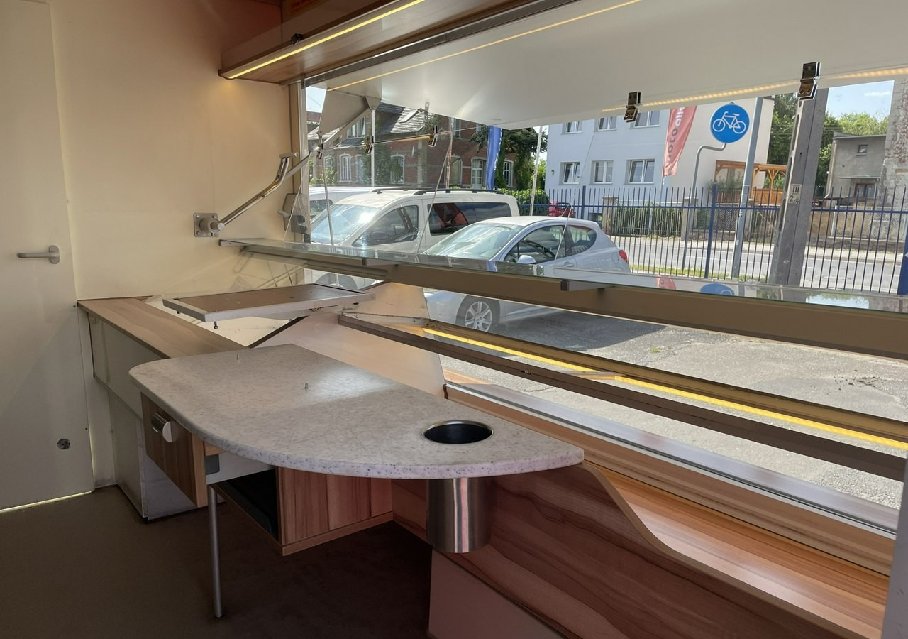 Renault Master Autosklep pieczywa Gastronomiczny Food Truck Foodtruck Sklep Borco20 - Toiduauto: pilt 4 Renault Master Autosklep pieczywa Gastronomiczny Food Truck Foodtruck Sklep Borco20 - Toiduauto: pilt 4