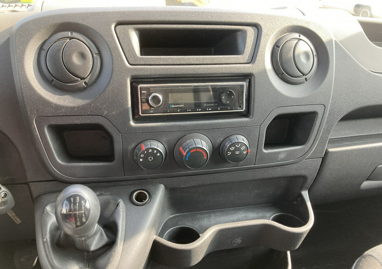 Renault Master Autosklep pieczywa Gastronomiczny Food Truck Foodtruck sklep BORCO20 - Toiduauto: pilt 5 Renault Master Autosklep pieczywa Gastronomiczny Food Truck Foodtruck sklep BORCO20 - Toiduauto: pilt 5