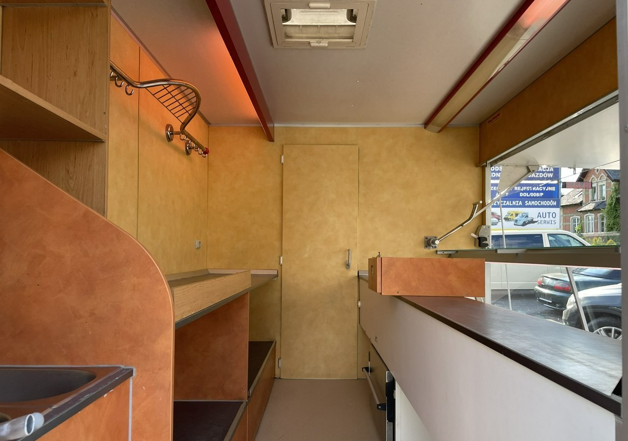 Renault Master Autosklep wędlin Gastronomiczna food truck foodtruck sklep Borco 201 - Toiduauto: pilt 2 Renault Master Autosklep wędlin Gastronomiczna food truck foodtruck sklep Borco 201 - Toiduauto: pilt 2