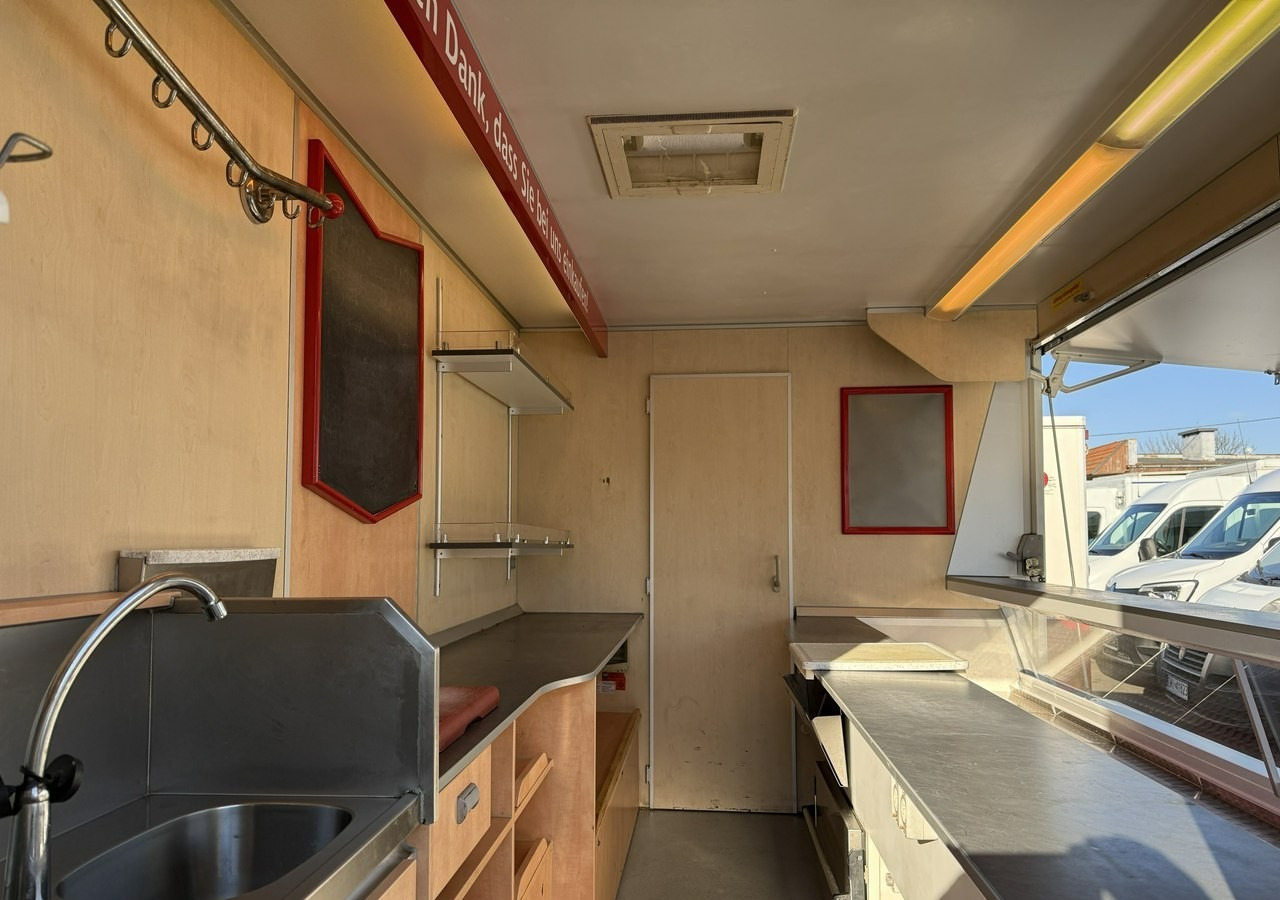 Renault Master Autosklep wędlin Gastronomiczny Food Truck Foodtruck Sklep Borco 201 - Toiduauto: pilt 2 Renault Master Autosklep wędlin Gastronomiczny Food Truck Foodtruck Sklep Borco 201 - Toiduauto: pilt 2