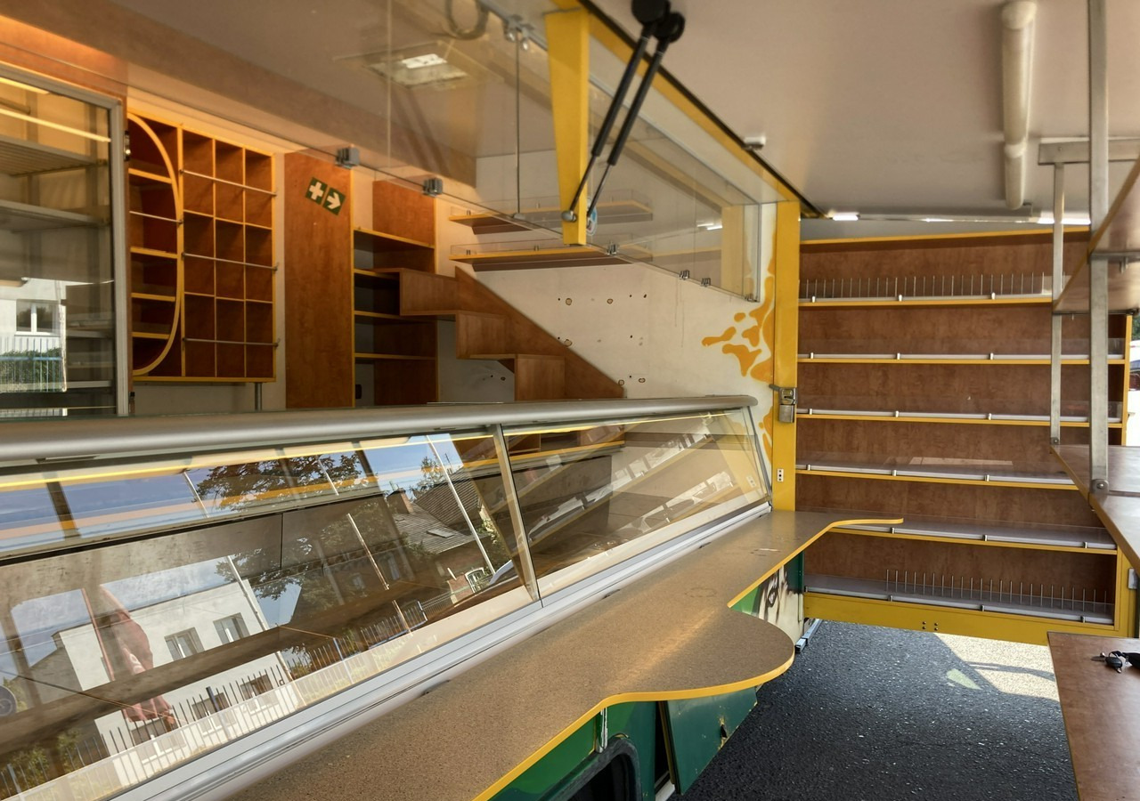 Renault Master Autosklep wędlin sklep bar Gastronomiczny Food Truck Foodtruck Borco - Toiduauto: pilt 4 Renault Master Autosklep wędlin sklep bar Gastronomiczny Food Truck Foodtruck Borco - Toiduauto: pilt 4