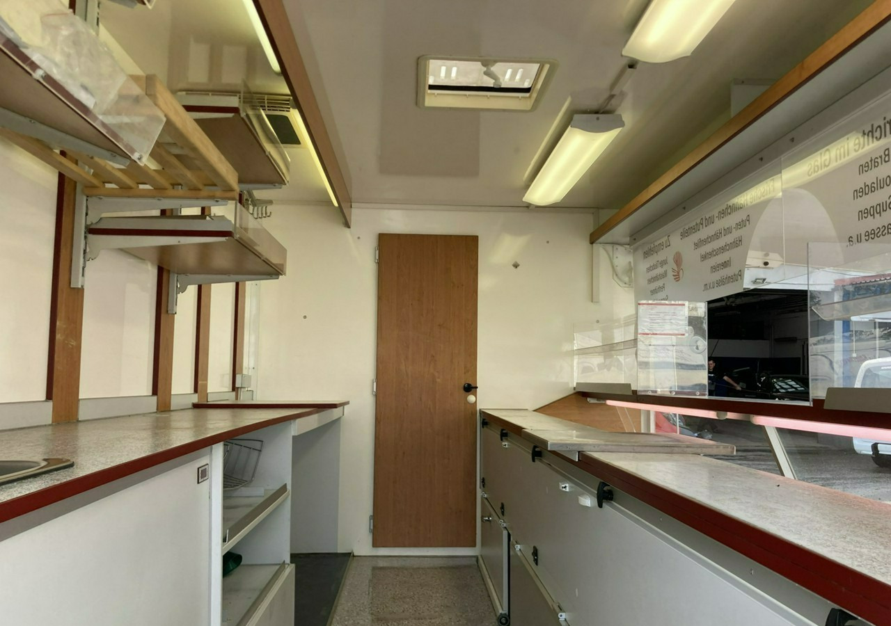 Renault Master Master Autosklep Gastronomiczny Food Truck Foodtruck Sklep bar 2009 - Toiduauto: pilt 2 Renault Master Master Autosklep Gastronomiczny Food Truck Foodtruck Sklep bar 2009 - Toiduauto: pilt 2