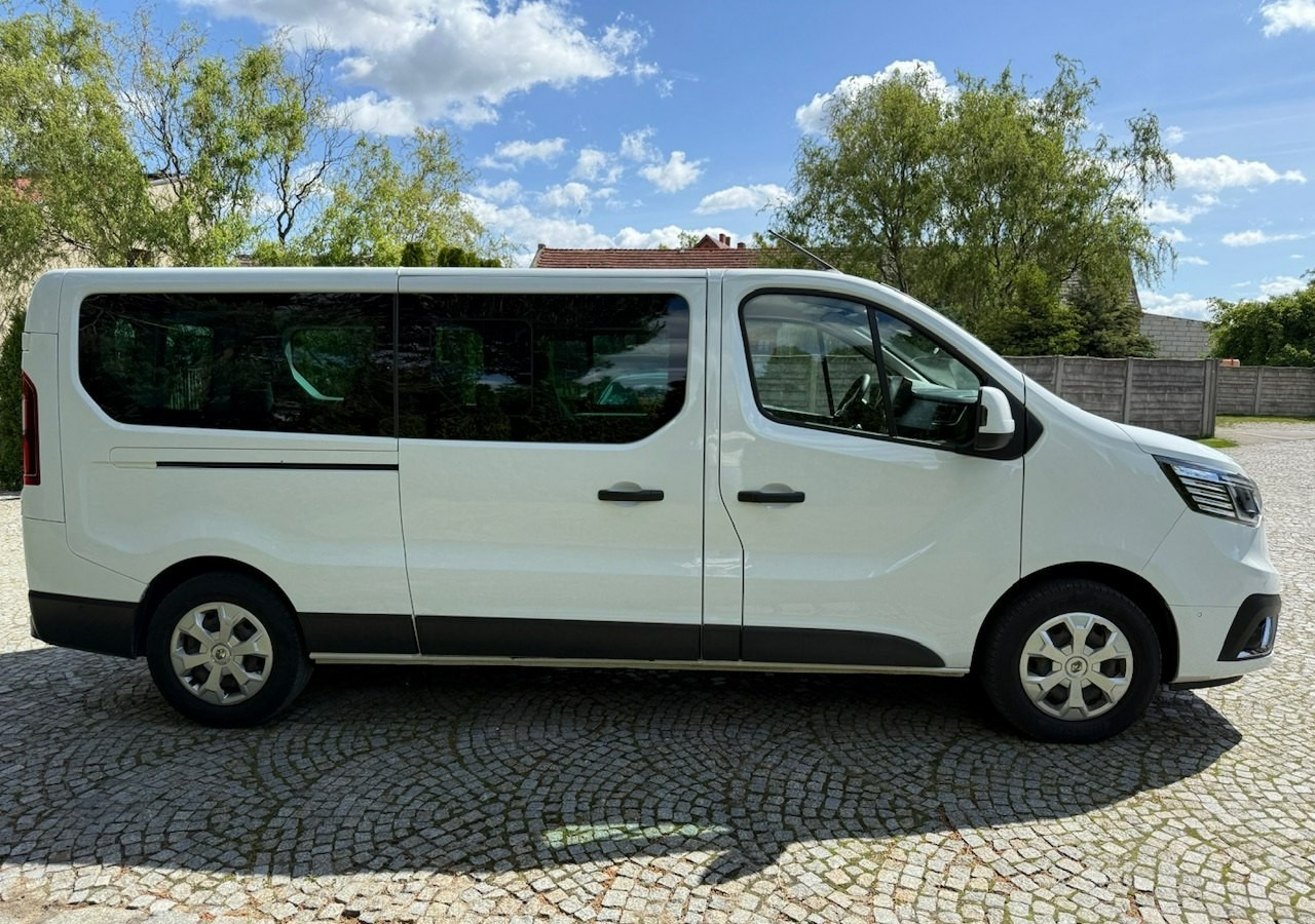 Renault Trafic III 2.0dci 110KM L2H1 LONG 9-osobowy 2xKlima Navi Kamera 2022 - Auto: pilt 4 Renault Trafic III 2.0dci 110KM L2H1 LONG 9-osobowy 2xKlima Navi Kamera 2022 - Auto: pilt 4