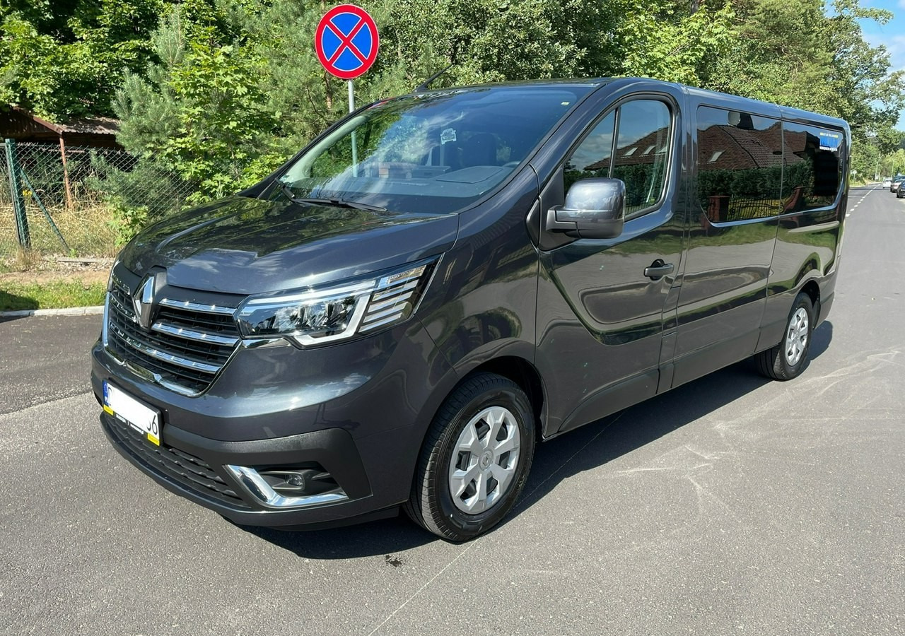Renault Trafic III 2.0dci 150KM 9-osobowy do przewozu niepełnosprawnych RAMPA 2022 PFRO - Auto: pilt 5 Renault Trafic III 2.0dci 150KM 9-osobowy do przewozu niepełnosprawnych RAMPA 2022 PFRO - Auto: pilt 5