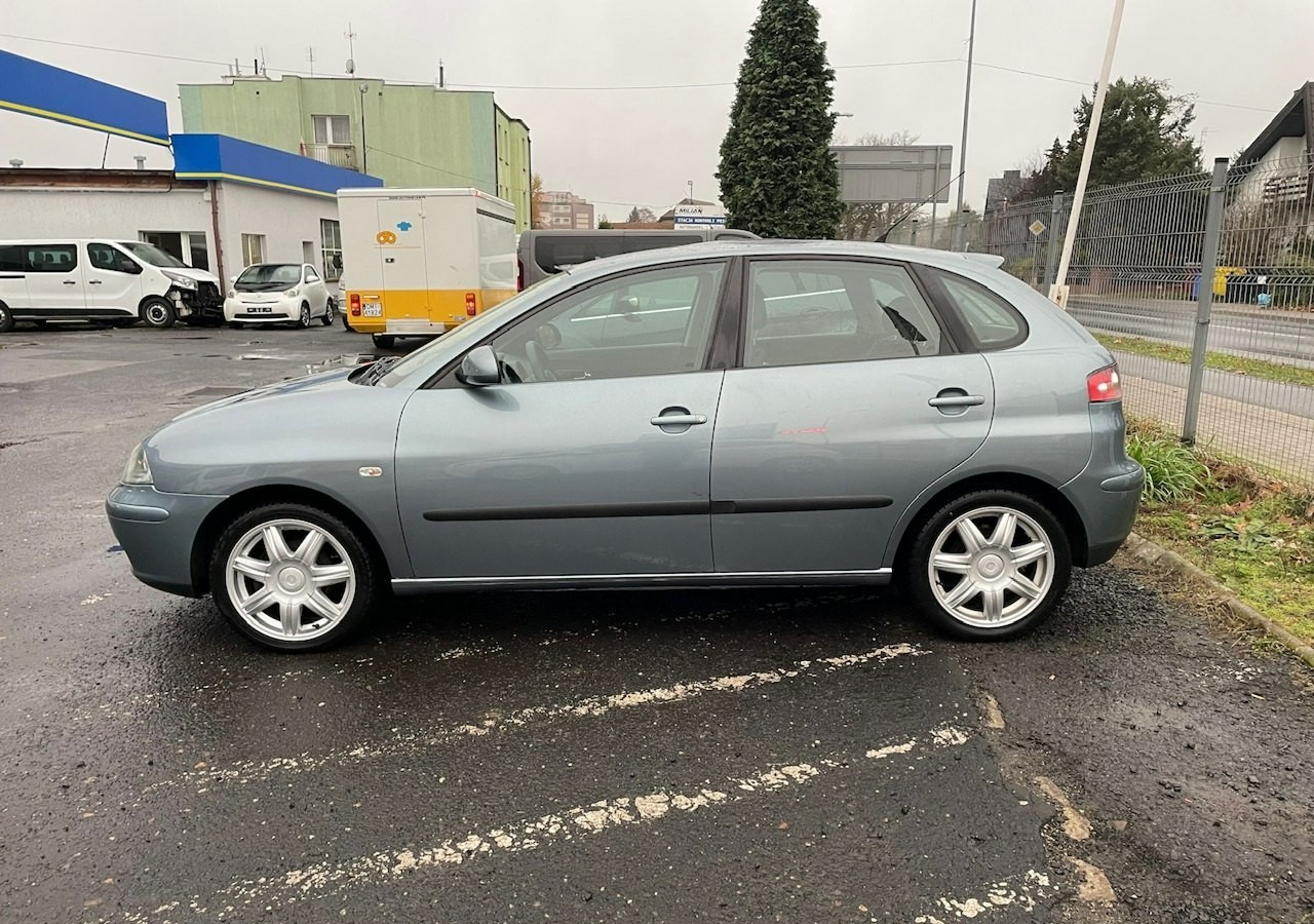 SEAT Ibiza IV 1,4 16V 75KM Sport Edition 1właściciel Klimatronik Alufelgi 2006 - Luukpära: pilt 2 SEAT Ibiza IV 1,4 16V 75KM Sport Edition 1właściciel Klimatronik Alufelgi 2006 - Luukpära: pilt 2