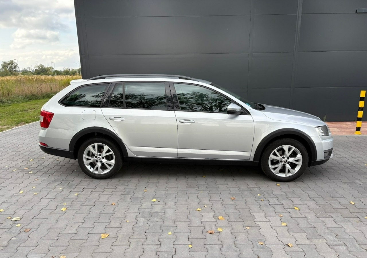 Skoda Octavia III Skoda Octavia 4X4 Scout 2.0 TDI -150KM Model 2017 Bezwypadkowa FV 23 - Auto: pilt 3 Skoda Octavia III Skoda Octavia 4X4 Scout 2.0 TDI -150KM Model 2017 Bezwypadkowa FV 23 - Auto: pilt 3