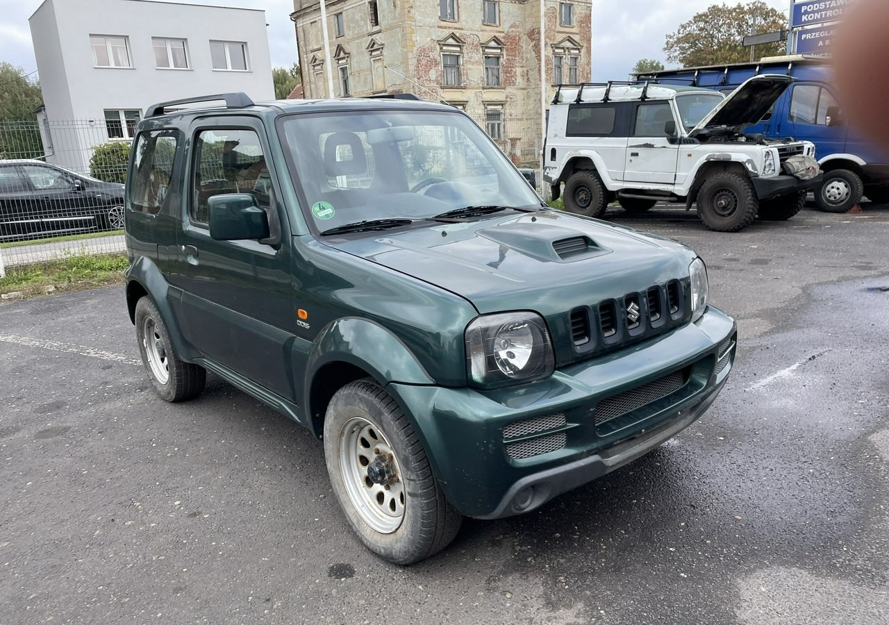 Suzuki Jimny Suzuki Jimny 1.5 Diesel 4X4 - Maastur: pilt 1 Suzuki Jimny Suzuki Jimny 1.5 Diesel 4X4 - Maastur: pilt 1