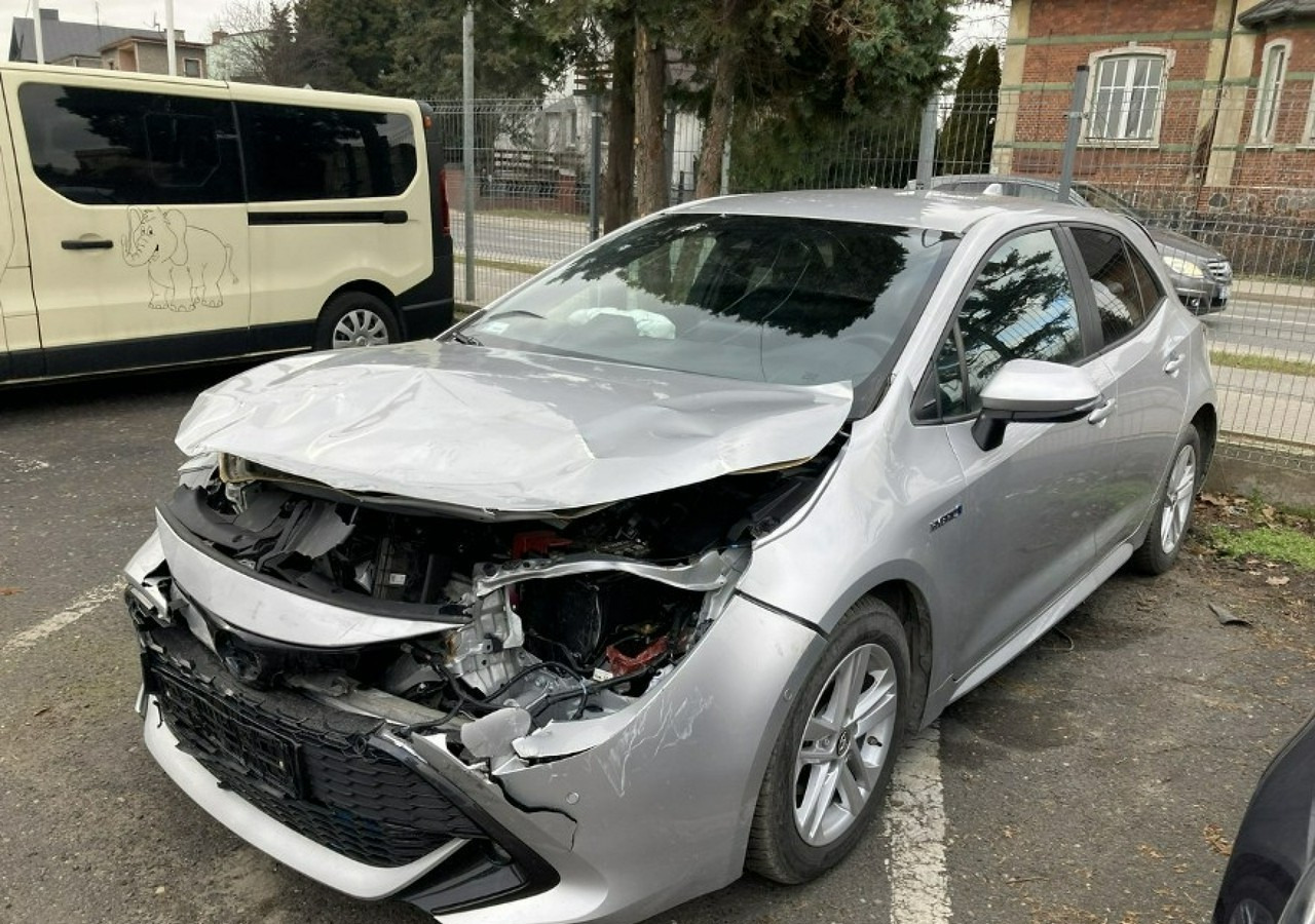 Toyota Corolla XII Corolla 1.8 Hybrid 102KM Comfort Salon PL 2020 - Auto: pilt 5 Toyota Corolla XII Corolla 1.8 Hybrid 102KM Comfort Salon PL 2020 - Auto: pilt 5