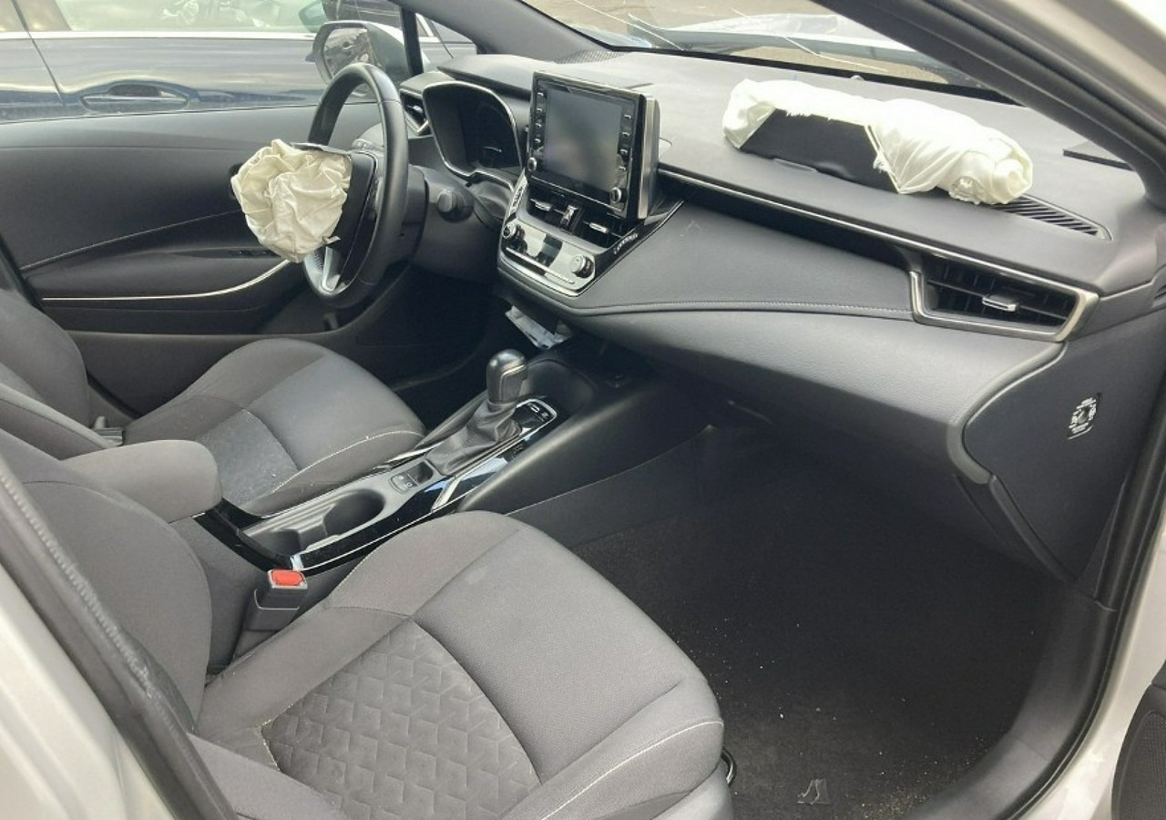 Toyota Corolla XII Corolla 1.8 Hybrid 102KM Comfort Salon PL 2020 - Auto: pilt 4 Toyota Corolla XII Corolla 1.8 Hybrid 102KM Comfort Salon PL 2020 - Auto: pilt 4