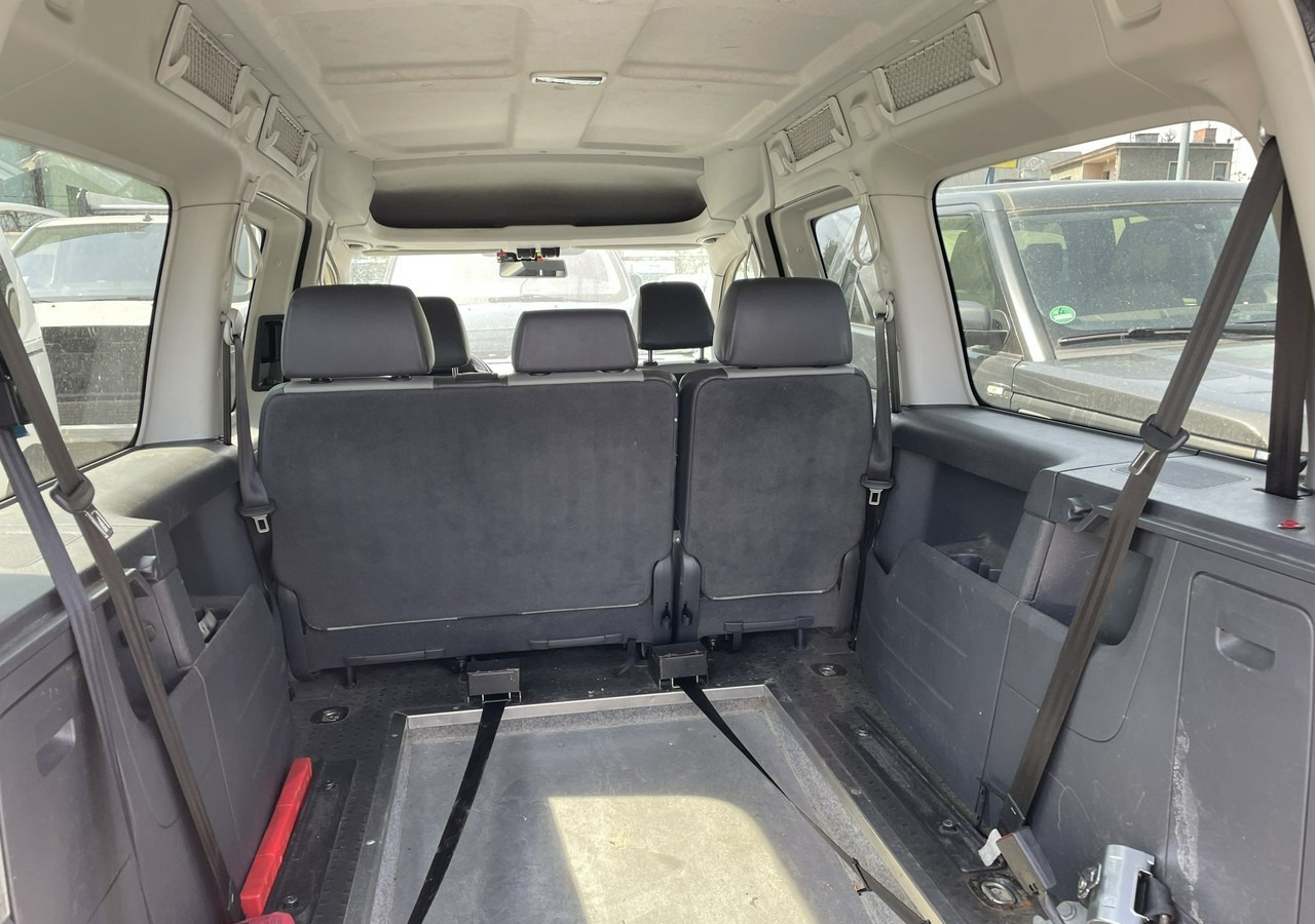 Volkswagen Caddy III Caddy do przewozu Niepełnosprawnych inwalida rampa 2015 - Auto: pilt 5 Volkswagen Caddy III Caddy do przewozu Niepełnosprawnych inwalida rampa 2015 - Auto: pilt 5