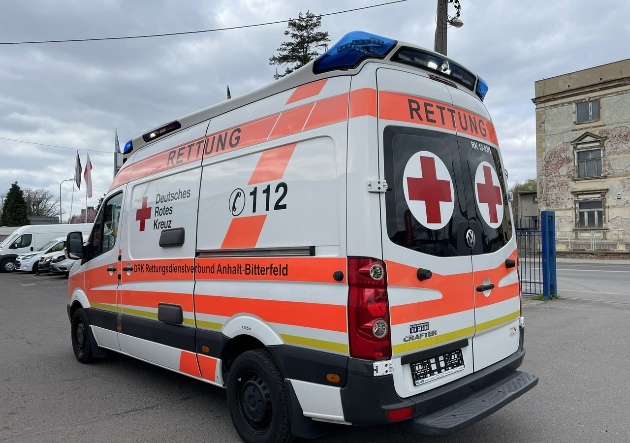 Volkswagen Crafter Crafter 2.0-163KM Karetka Ambulans Wyposażony Model 2016 - Kiirabiauto: pilt 5 Volkswagen Crafter Crafter 2.0-163KM Karetka Ambulans Wyposażony Model 2016 - Kiirabiauto: pilt 5