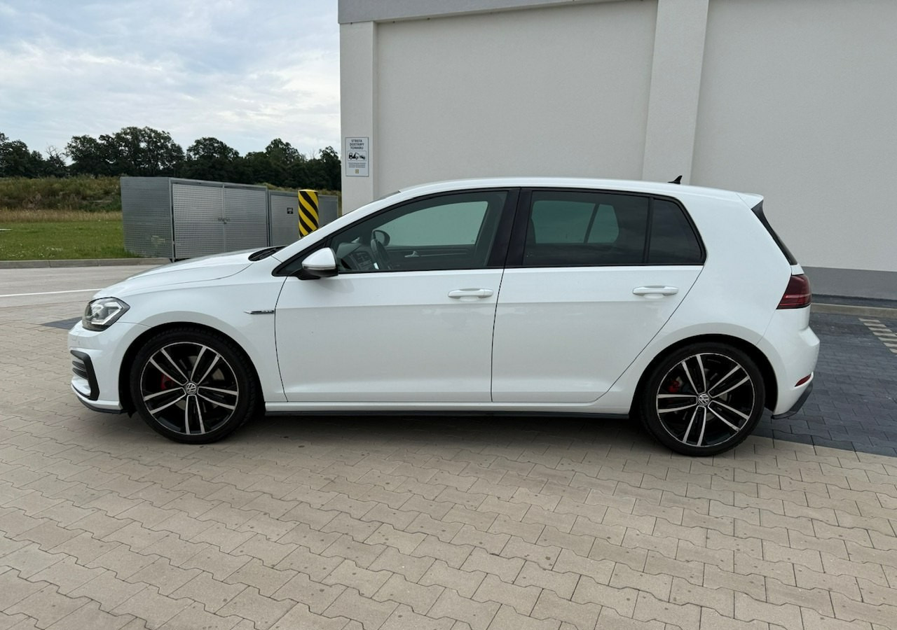 Volkswagen Golf VII GTD 2.0TDI 184KM FullLed Navi Klimatronik ACC Asystenci - Sedaan: pilt 2 Volkswagen Golf VII GTD 2.0TDI 184KM FullLed Navi Klimatronik ACC Asystenci - Sedaan: pilt 2