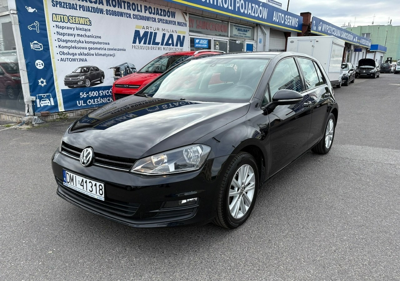 Volkswagen Golf VII VII 1,6 TDI 110KM 153TKM Klimatronik Navi Alu PDC 2015 Bez wkładu fi - Luukpära: pilt 2 Volkswagen Golf VII VII 1,6 TDI 110KM 153TKM Klimatronik Navi Alu PDC 2015 Bez wkładu fi - Luukpära: pilt 2