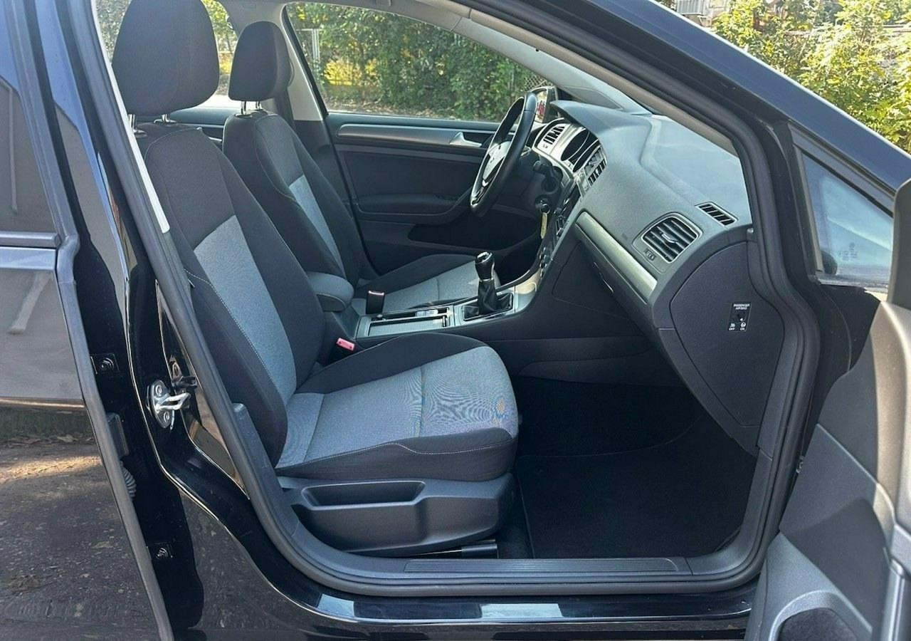Volkswagen Golf VII VII 1,6 TDI 110KM 153TKM Klimatronik Navi Alu PDC 2015 Bez wkładu fi - Luukpära: pilt 5 Volkswagen Golf VII VII 1,6 TDI 110KM 153TKM Klimatronik Navi Alu PDC 2015 Bez wkładu fi - Luukpära: pilt 5