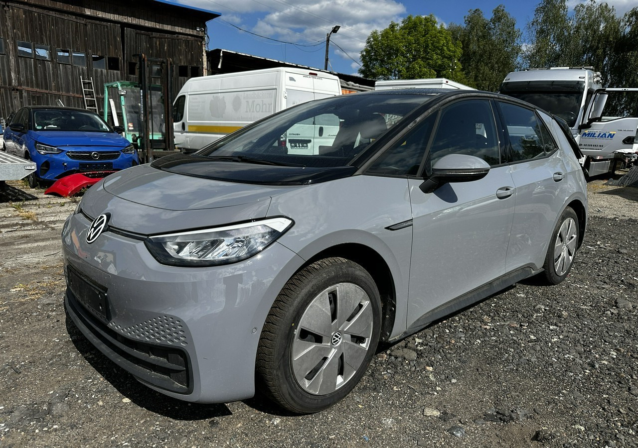 Volkswagen ID.3 ID.3 Pure Performance Family Lwd Navi 150KM 2022 - Luukpära: pilt 1 Volkswagen ID.3 ID.3 Pure Performance Family Lwd Navi 150KM 2022 - Luukpära: pilt 1