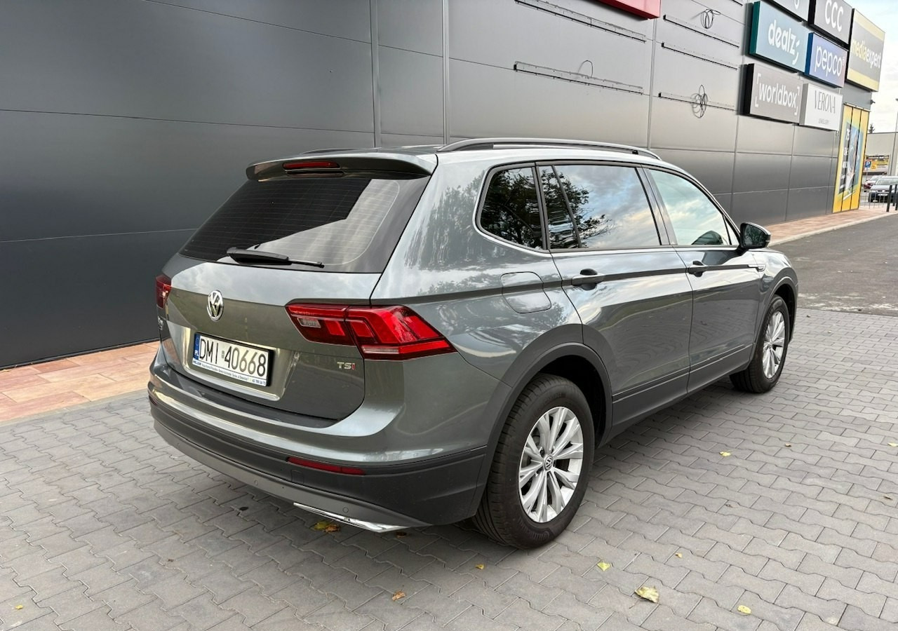 Volkswagen Tiguan II 1,4TSI 150KM 65tyśkm 7osobowy Comfort Tempomat ACC Klima Alu 2018 - Maastur: pilt 4 Volkswagen Tiguan II 1,4TSI 150KM 65tyśkm 7osobowy Comfort Tempomat ACC Klima Alu 2018 - Maastur: pilt 4
