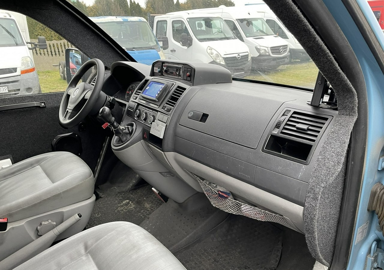 Volkswagen Transporter T5 Transporter Bankowóz kuloodporny opancerzony Model 2015 - Kogumissõiduk: pilt 3 Volkswagen Transporter T5 Transporter Bankowóz kuloodporny opancerzony Model 2015 - Kogumissõiduk: pilt 3