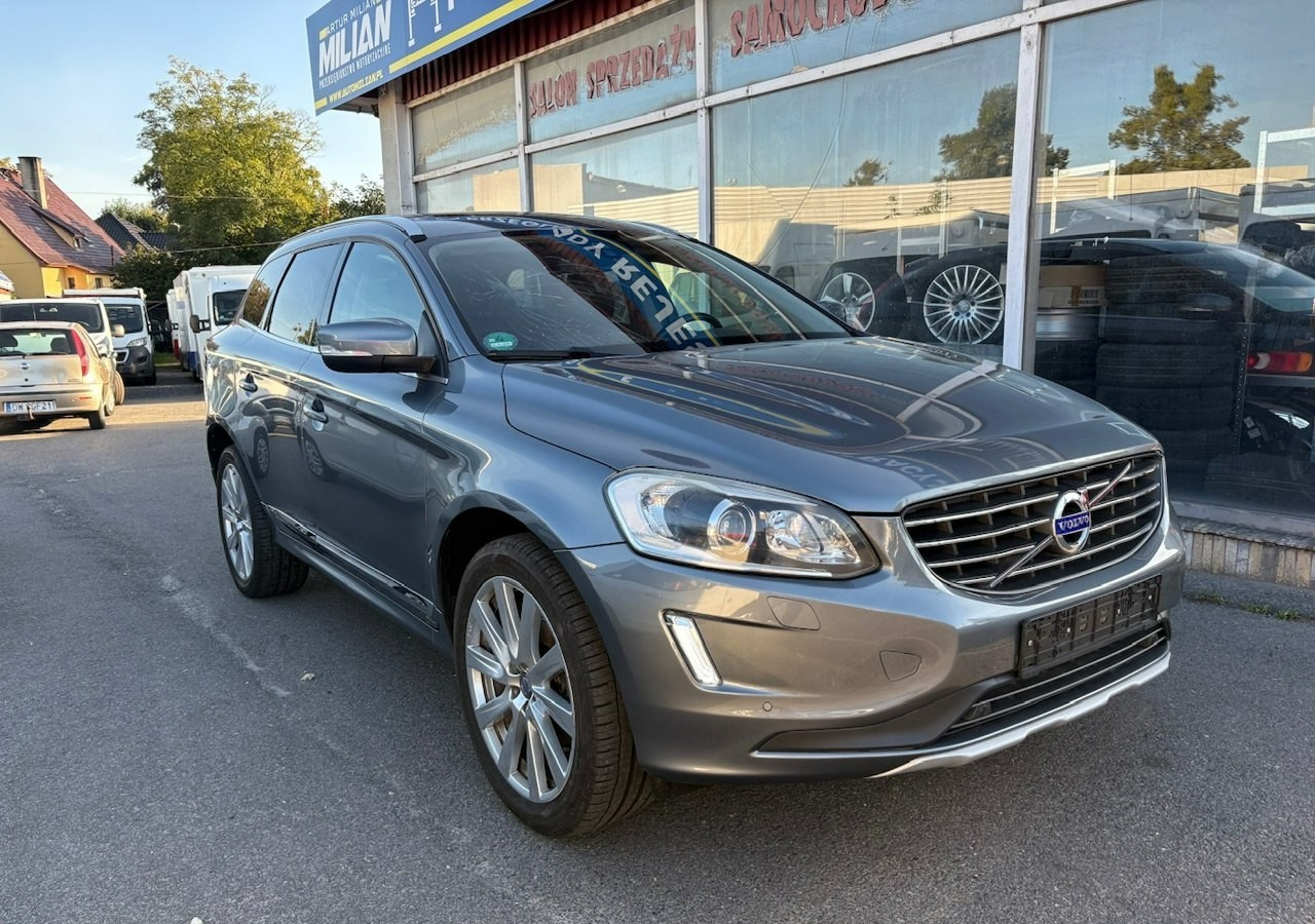 Volvo XC60 I Volvo XC 60 2,4 D4 AWD 190KM Summum Navi Panorama Skóry Kamera 2017 - Maastur: pilt 1 Volvo XC60 I Volvo XC 60 2,4 D4 AWD 190KM Summum Navi Panorama Skóry Kamera 2017 - Maastur: pilt 1
