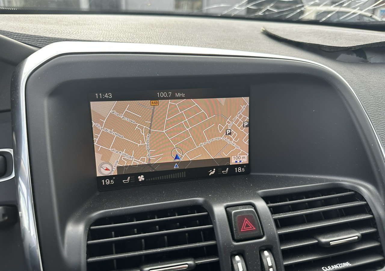 Maastur Volvo XC60 I Volvo XC 60 D4AWD Bogate wyposażenie 2017: pilt 18