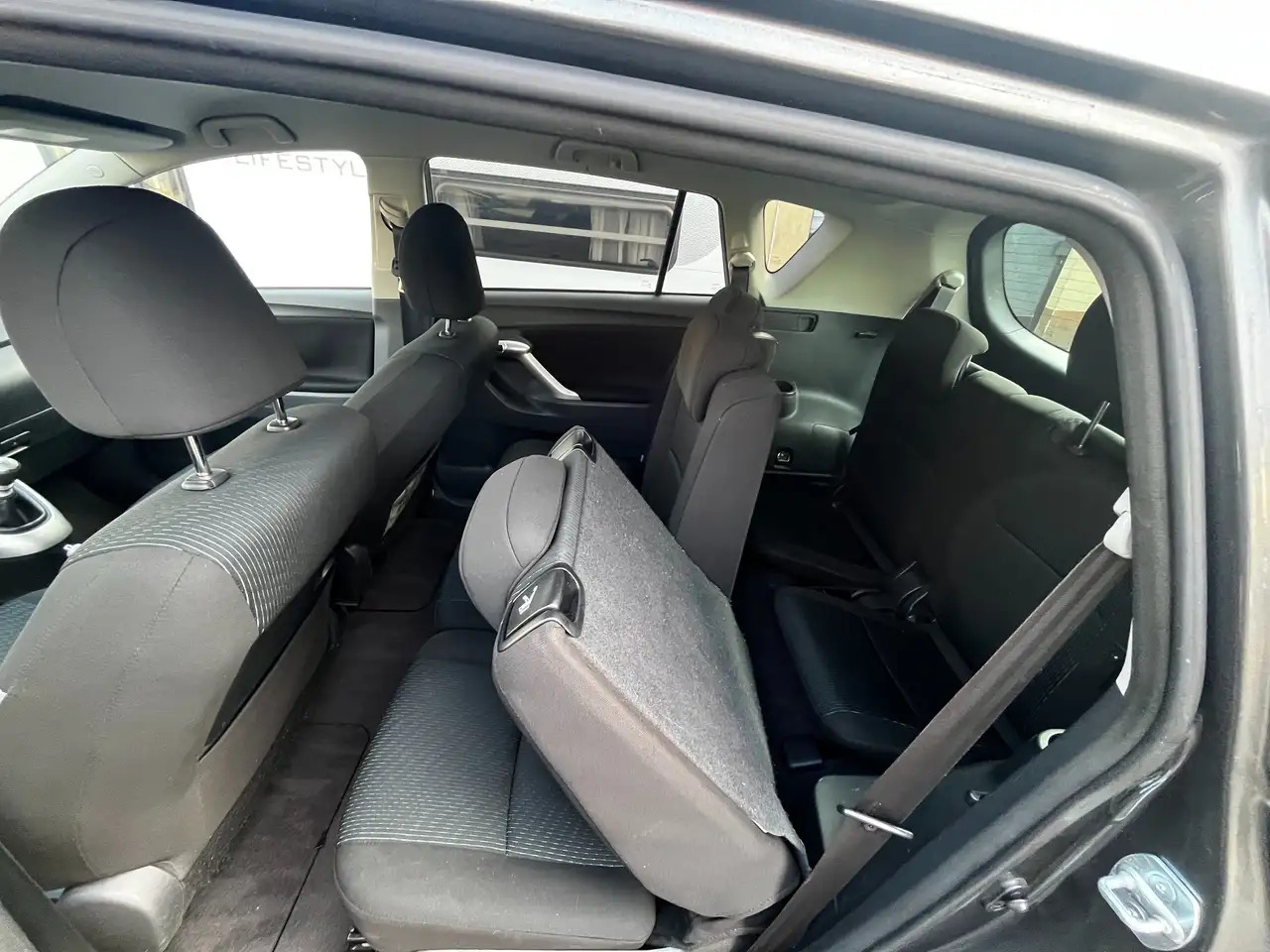 Toyota Verso Travel 7 Sitzer Kupplungsschaden - Auto: pilt 5 Toyota Verso Travel 7 Sitzer Kupplungsschaden - Auto: pilt 5