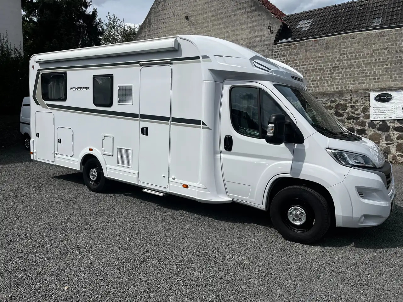 Weinsberg CaraSuite 700 ME - Poolintegreeritud matkaauto: pilt 3 Weinsberg CaraSuite 700 ME - Poolintegreeritud matkaauto: pilt 3
