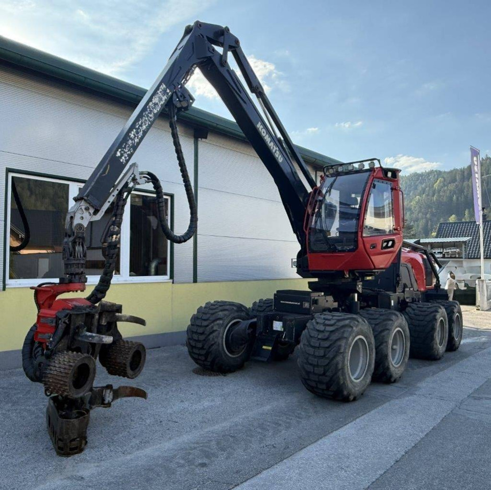 Komatsu 901 XC - Metsakoristaja: pilt 1 Komatsu 901 XC - Metsakoristaja: pilt 1