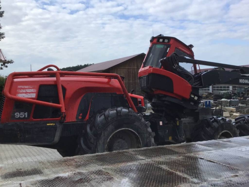 Komatsu 951 - Metsakoristaja: pilt 5 Komatsu 951 - Metsakoristaja: pilt 5