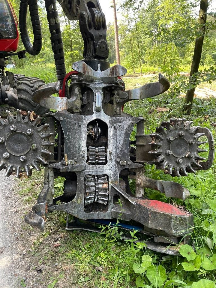Komatsu C124 - Raiepäised: pilt 2 Komatsu C124 - Raiepäised: pilt 2