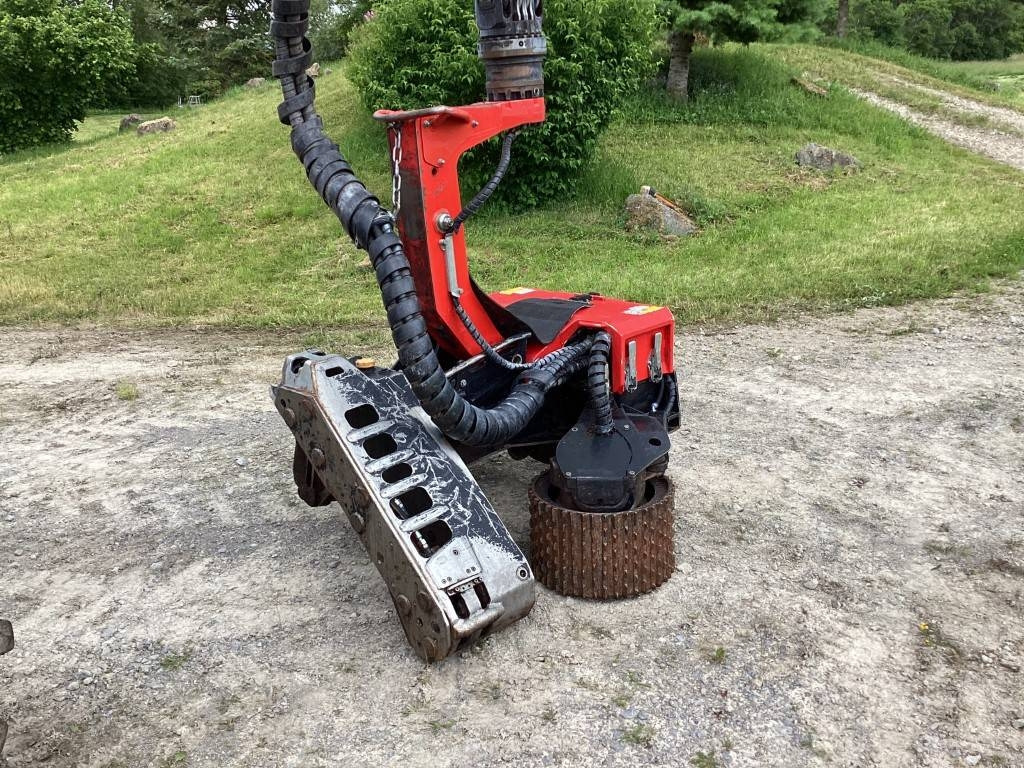 Komatsu S132 - Raiepäised: pilt 3 Komatsu S132 - Raiepäised: pilt 3