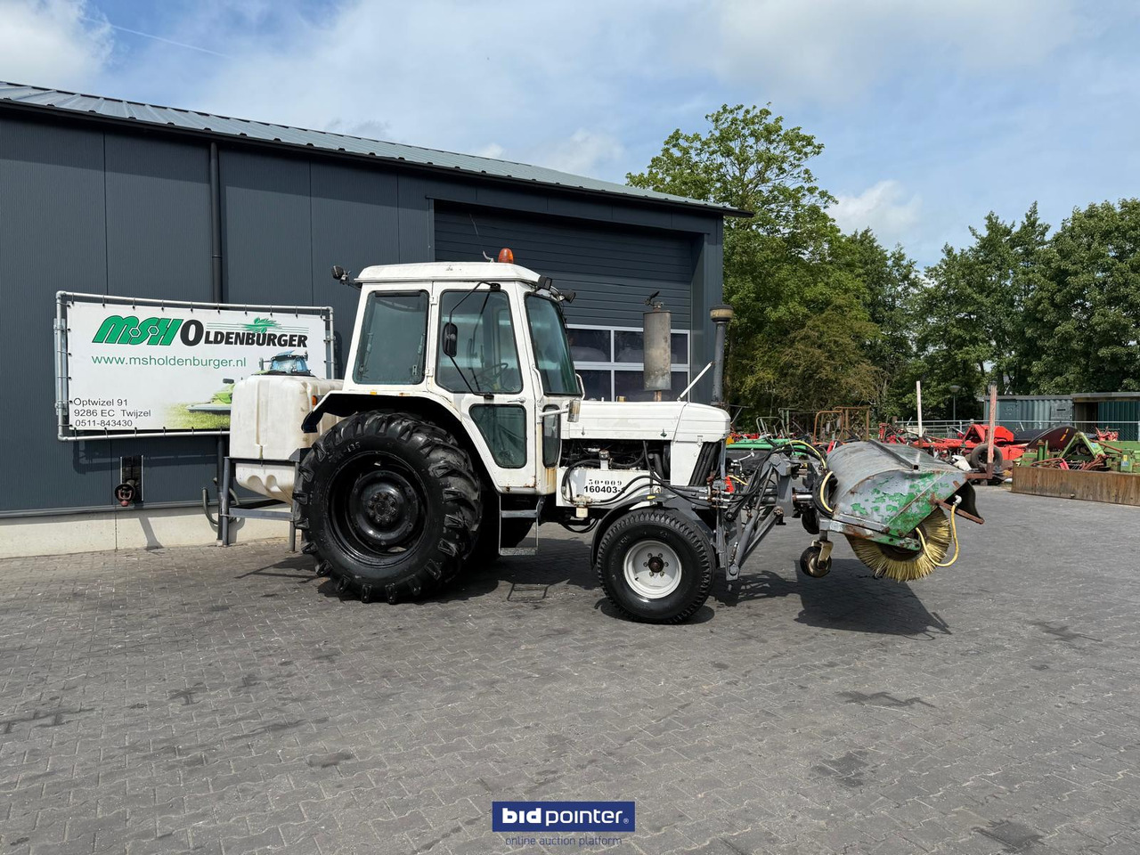 Ford 6610 met rolbezem - Traktor: pilt 2 Ford 6610 met rolbezem - Traktor: pilt 2