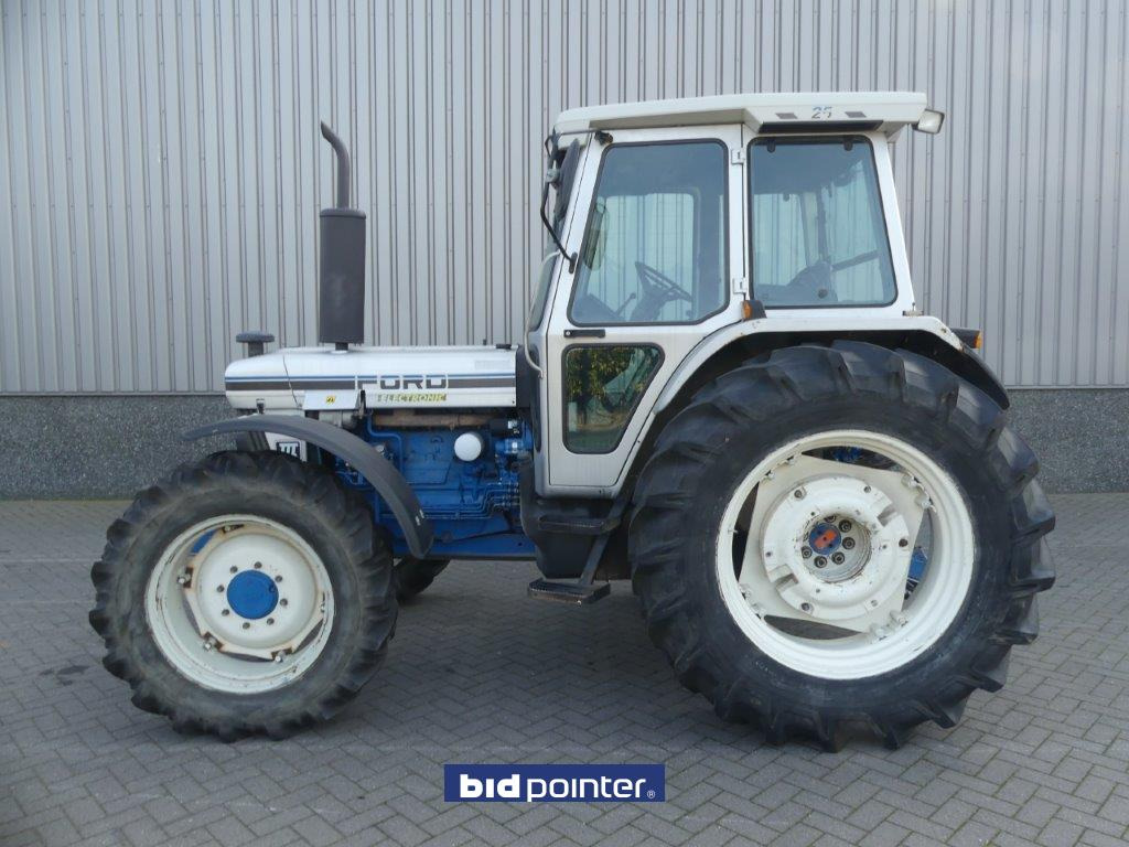 Ford 7810 Silver Jubilee - Traktor: pilt 2 Ford 7810 Silver Jubilee - Traktor: pilt 2