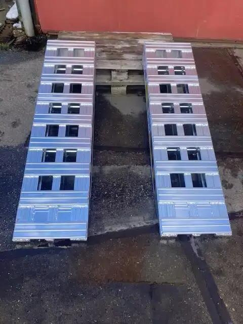HH Aluminium oprijplanken 13 ton - Laadimisramp: pilt 1 HH Aluminium oprijplanken 13 ton - Laadimisramp: pilt 1