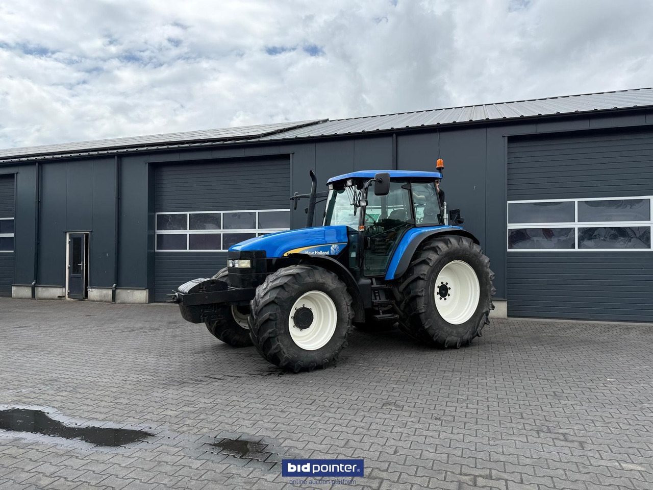 New Holland TM 140 - Traktor: pilt 1 New Holland TM 140 - Traktor: pilt 1