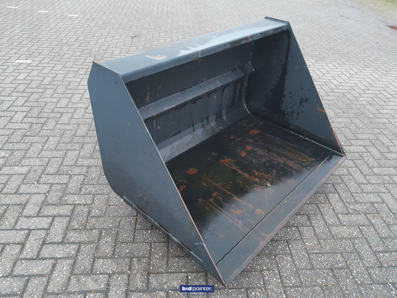 Volumebak  shovel traktor - Laaduri kopp: pilt 4 Volumebak  shovel traktor - Laaduri kopp: pilt 4