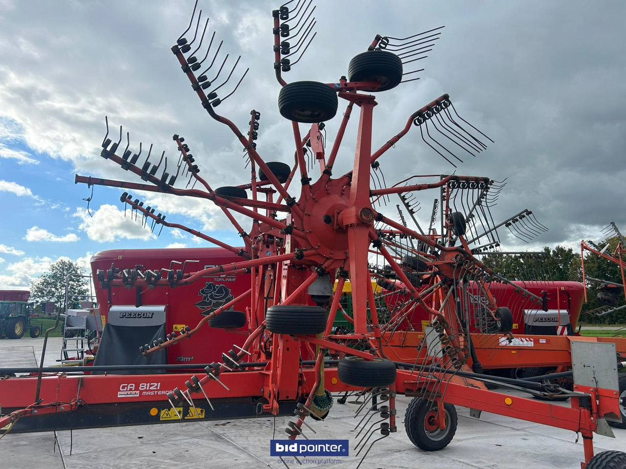 Kuhn GA8121 - Kaarutaja/ Reha: pilt 4 Kuhn GA8121 - Kaarutaja/ Reha: pilt 4