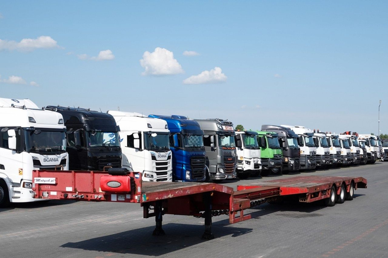 Faymonville NISKOPODWOZIE / STN-3A / ROZCIĄGANA / LAWETA / - Madal platvormpoolhaagis: pilt 1 Faymonville NISKOPODWOZIE / STN-3A / ROZCIĄGANA / LAWETA / - Madal platvormpoolhaagis: pilt 1
